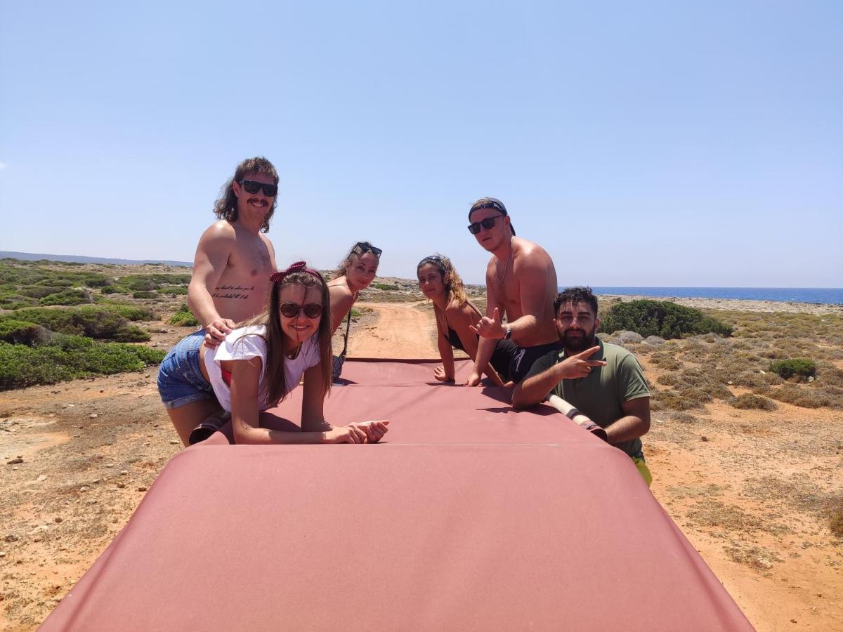 Oasis At Ayfilon Hotel Rizokarpaso Luaran gambar